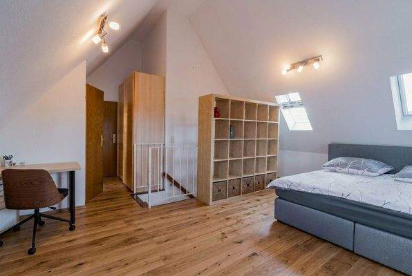 Geräumiger Spitzboden