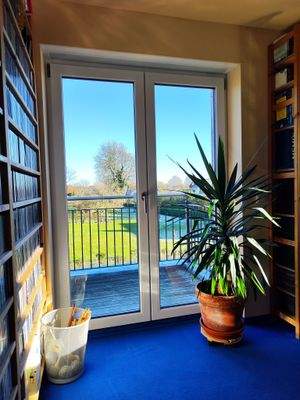 41) Schlafzimmer II OG.jpg