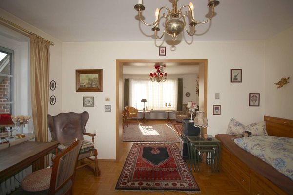 Blick vom kleinen ins große Wohnzimmer OG