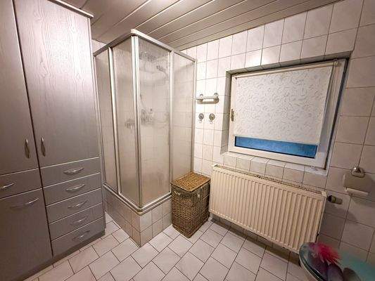Badezimmer im OG