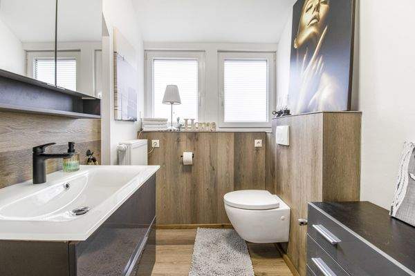 Badezimmer im Dachgeschoss