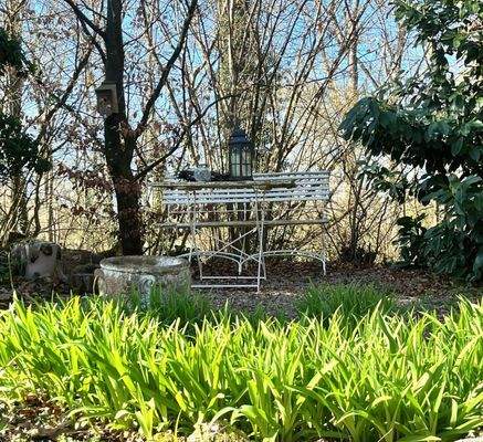 Aussen Garten Sitzbank.jpeg