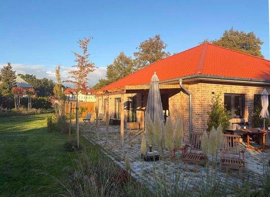 Hausansicht vom Garten 