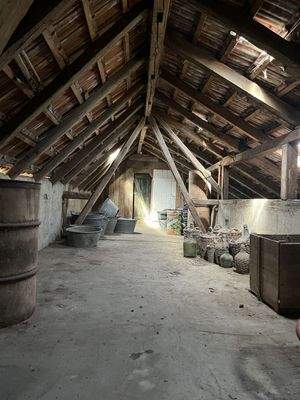 Ehem. Stallgebäude Kornspeicher (Dachboden)