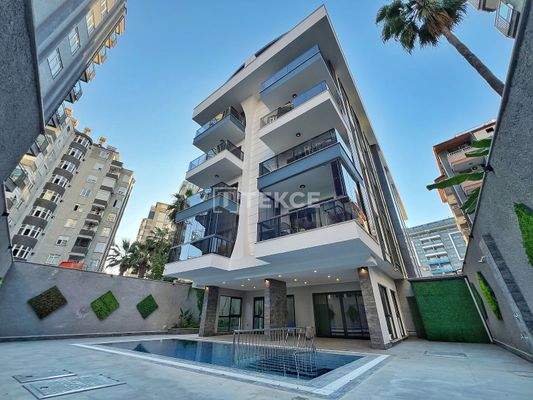 Stylishly Designed Apartments Close to Social Amenities in Alanya