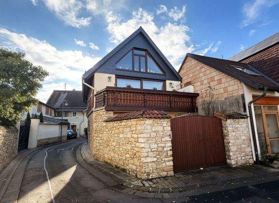 Straßenansicht - (KI generiert)