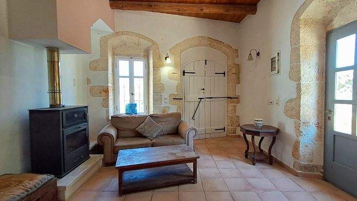 Kreta, Vamos: Traditionelle Steinvilla mit zwei Schlafzimmern, Garten und Erweiterungspotenzial