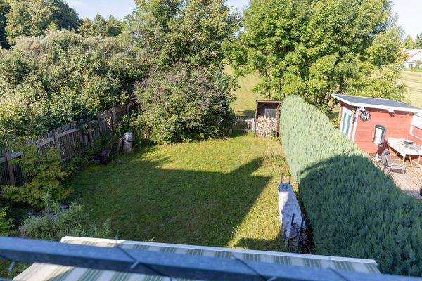 Schöne Aufteilung, Top-Ausstattung inkl. PV-Anlage