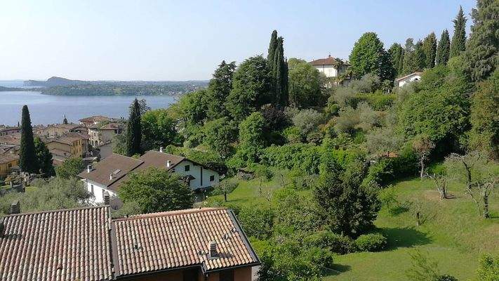 Penthouse in Gardone Riviera mit Blick auf den Gardasee
