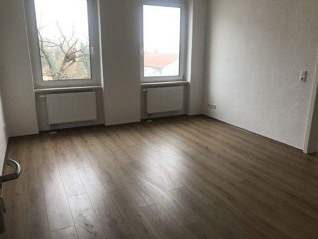 Attraktive 2-Zimmer-Dachgeschosswohnung in Sudenburg zu vermieten. Optional mit EBK! - Photo 3
