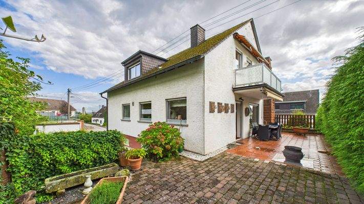 CAM01984G0-PR0521-STILL014