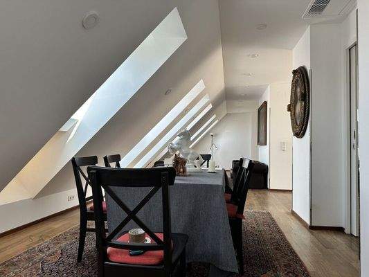 2F040EVmDOIyN9VQQqTAR8