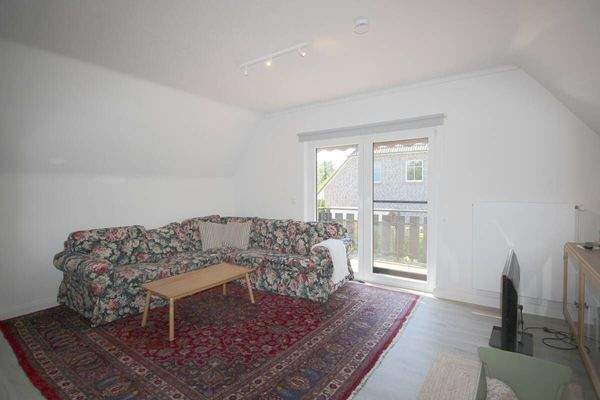 Pot. Schlafzimmer mit Balkonzugang DG