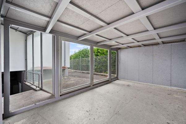 Glasgarage (Treppe zum UG)