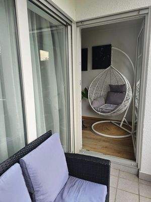 Lounge-Ecke am Balkon 