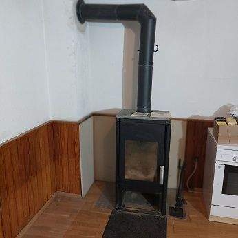 Holzofen in der Küche