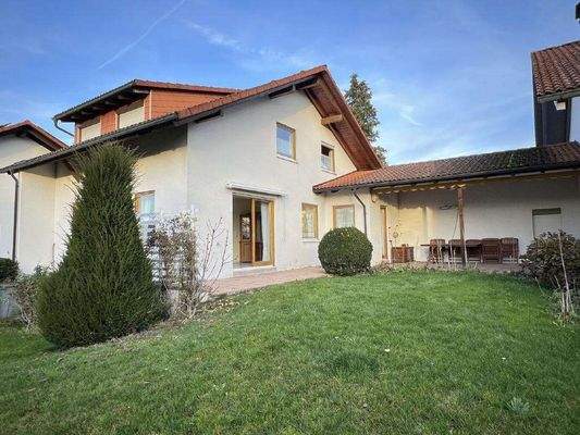 Klasse EFH mit Garage und F...