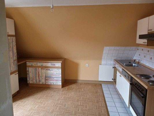 Küche einer Wohnung im DG