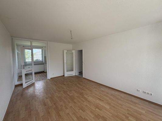 Blick vom Balkon Richtung Küche