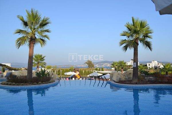 Sea-View Duplex Apartment with Balcony in Horizon Sky Resort in Muğla