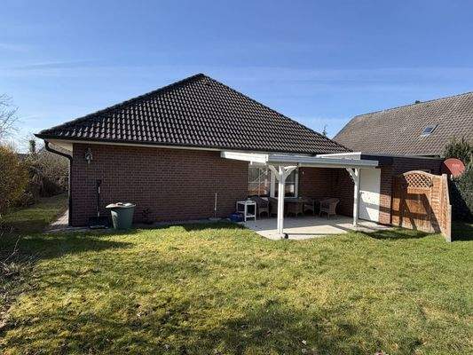 Garten und Terrasse für gemütliche Stunden (2)