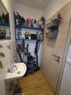 EG / Stauraum Gäste-WC