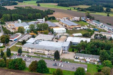 Zossen Halle, Zossen Hallenfläche