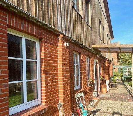 Eingangsbereich / Terrassen