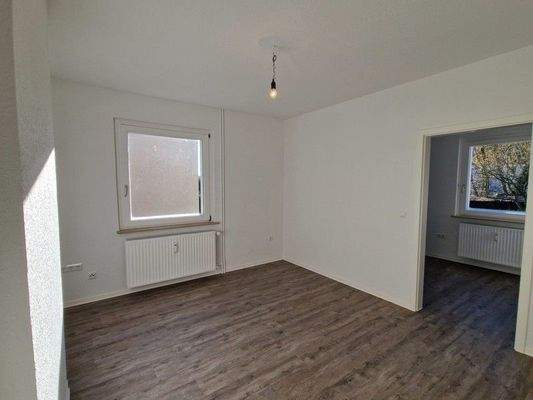 2 Wohnzimmer als Durchgangszimmer