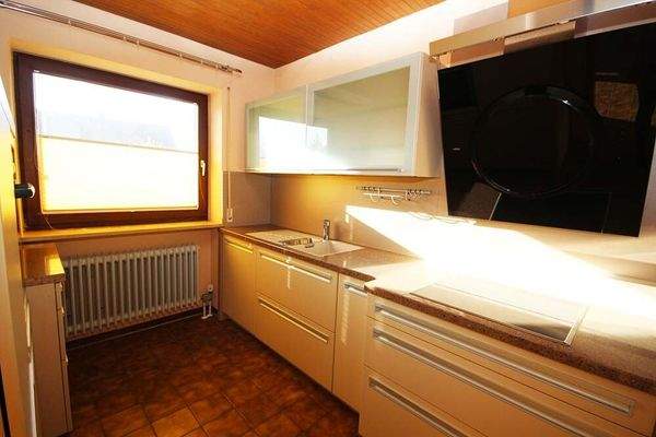 Wertige Einbauküche