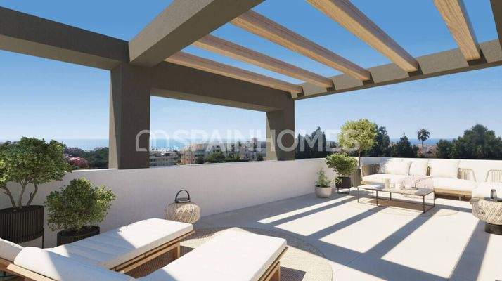 Houses in a Secure Complex Near the Coast in Mijas Málaga