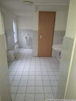 8 Sanitäre Anlagen 2 OG