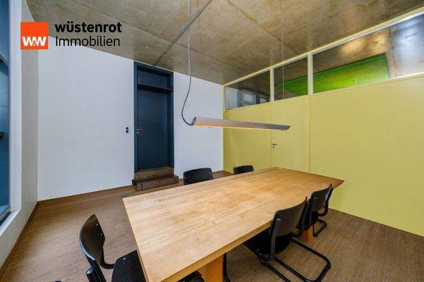 Bürofläche / Souterrain