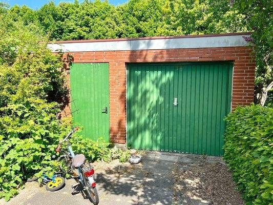 Garage mit Werkstatt