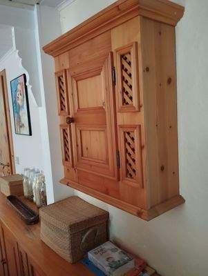 Einbaumöbel nach Maß in Massivholz