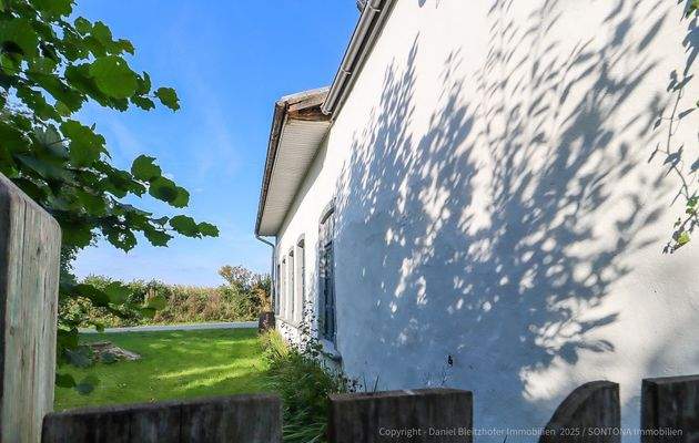 Durch das Gartentor...