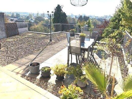 Großzügige Terrasse