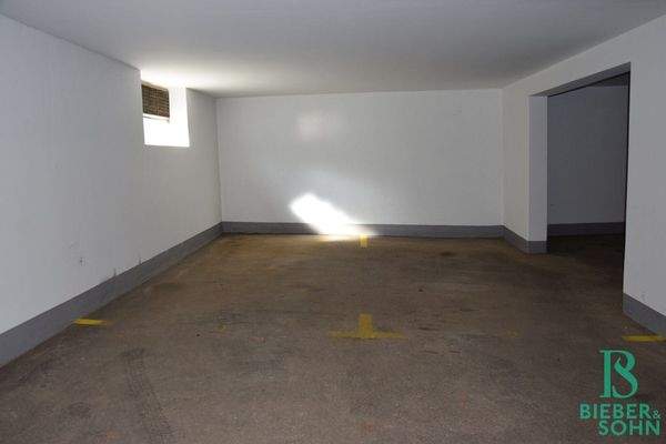 Stellplätze Garage