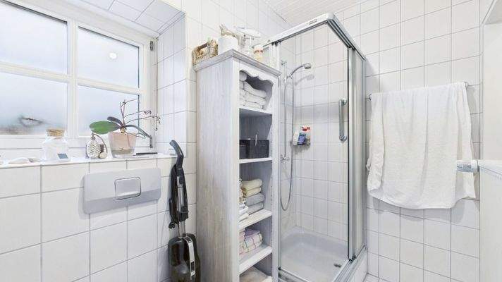 CAM04238G0-PR0051-STILL008