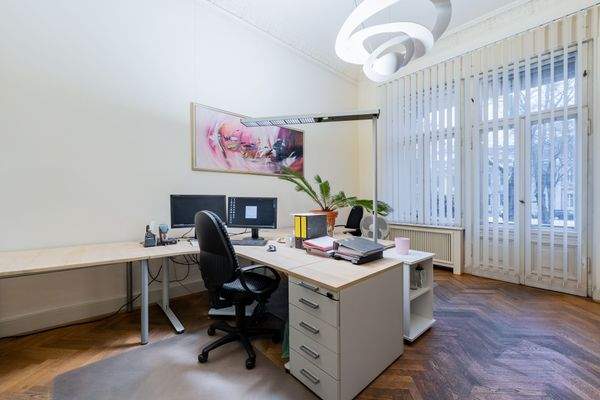 Arbeitsplätze in einer angenehmen Umgebung 