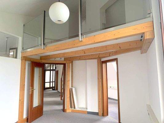 Blick ins Büro.jpeg