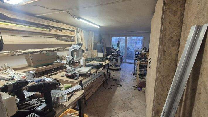 Keller: Werkstatt/Hobbyraum