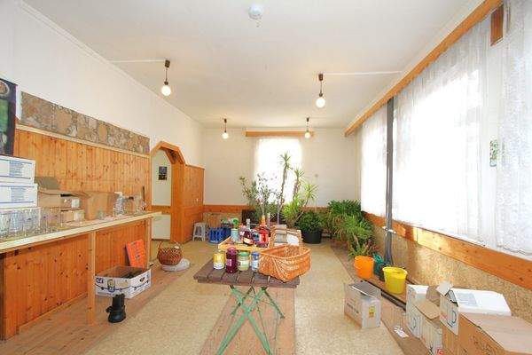 03.10.02 Gastraum.JPG