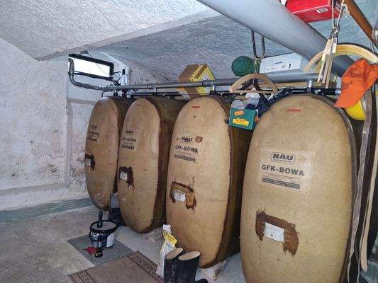 Öl-Tanks im Keller