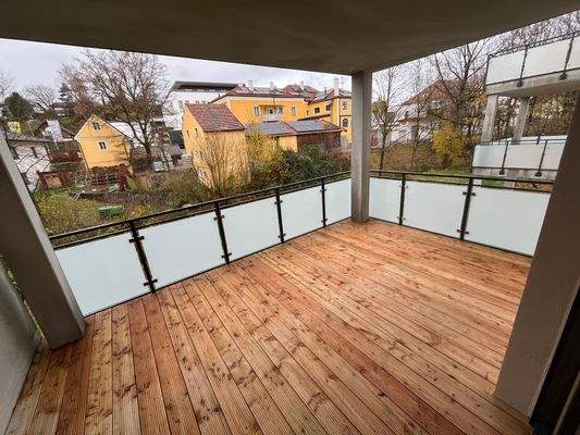 überdachter Balkon - Kopie.jpg