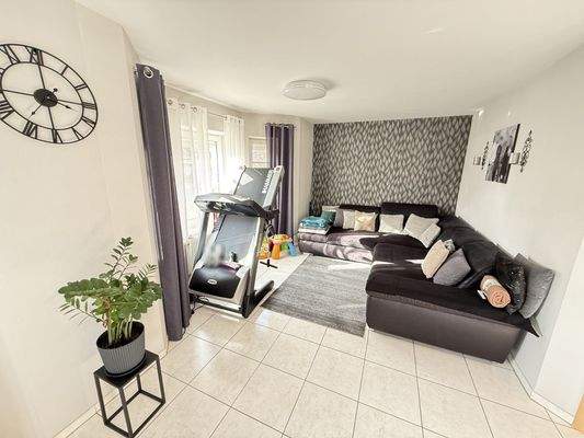 Wohn-/Esszimmer Teil 2 mit Erker