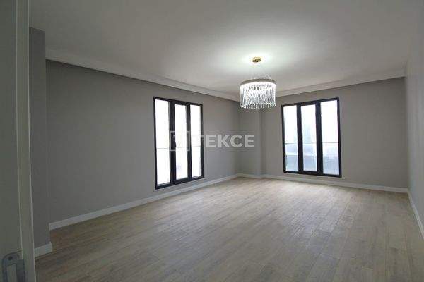 Floor-Heated Apartment in İstanbul Sultangazi