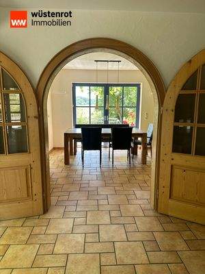 Blick ins Esszimmer