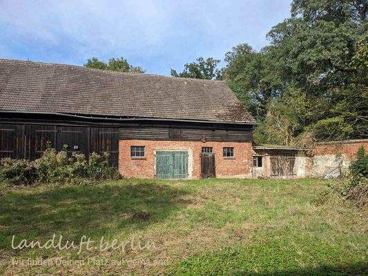 Scheune, Stall und Garage.jpg