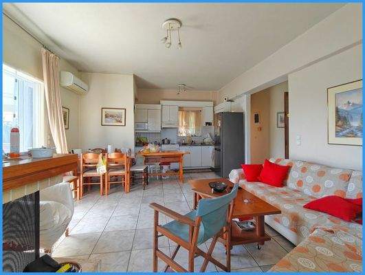 98a911a0c5124595bb8cdb2ca5db601f-original